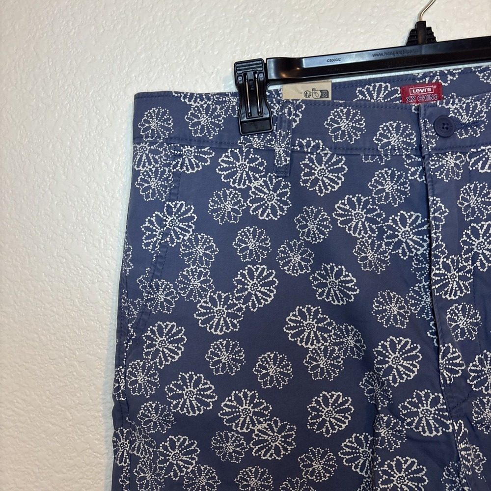 Levis Chino‎ Shorts Mens 36 Floral Lightweight 100 % Cotton - Picture 2 of 16